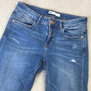 Zara Jeans in Size 4